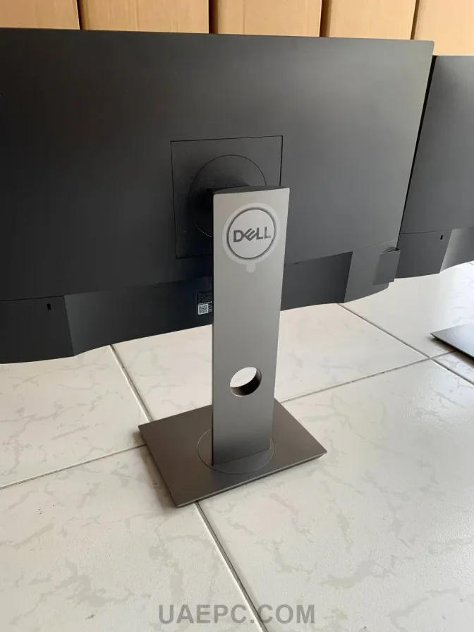 large-quantity-used-monitors-stock - monitors-gallery