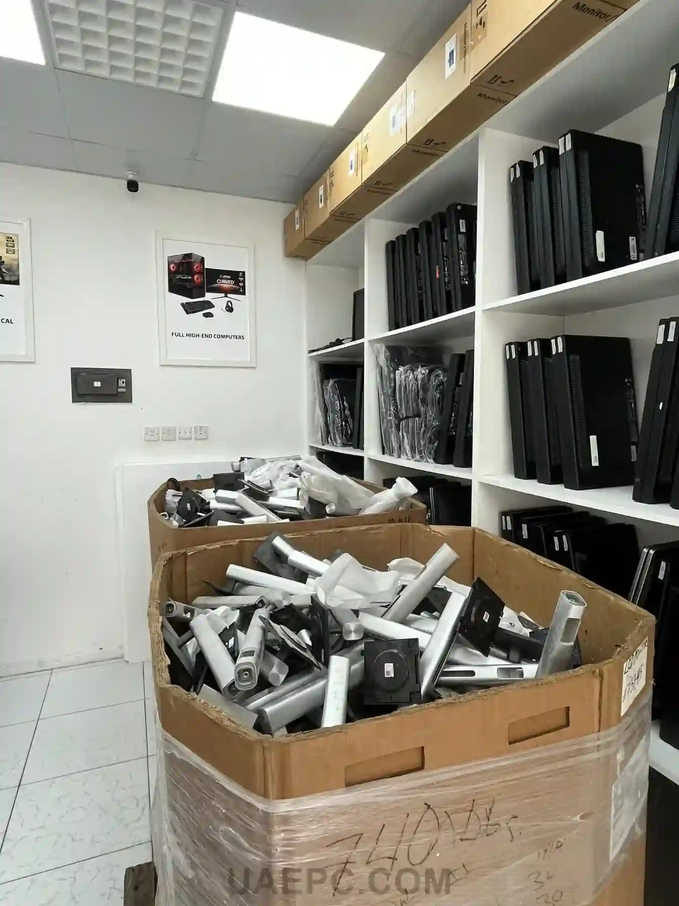 used-dell-monitors-in-dubai - monitors-gallery